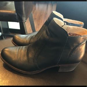 Lucky Brekke Ankle Boot
